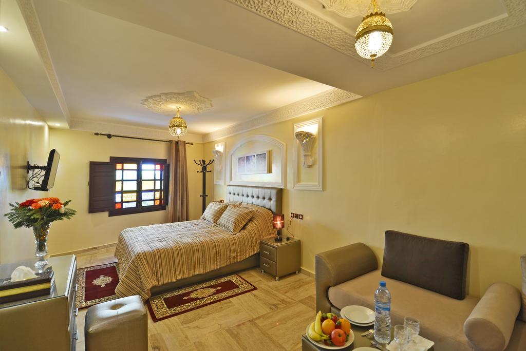 Hotel Blue Sky Fez Bagian luar foto