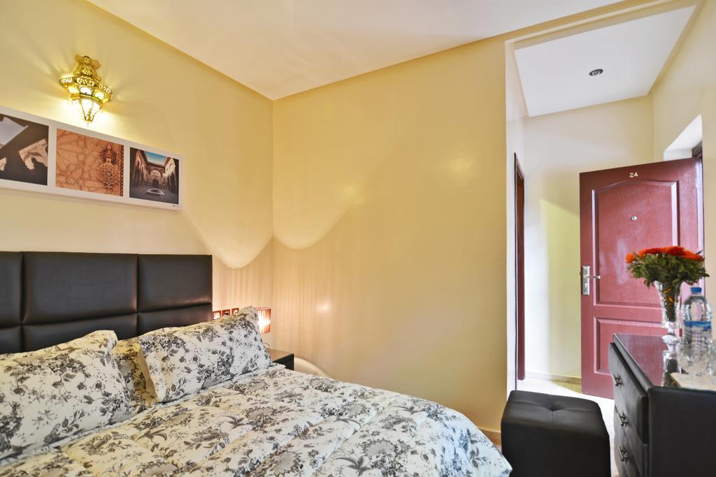 Hotel Blue Sky Fez Bagian luar foto