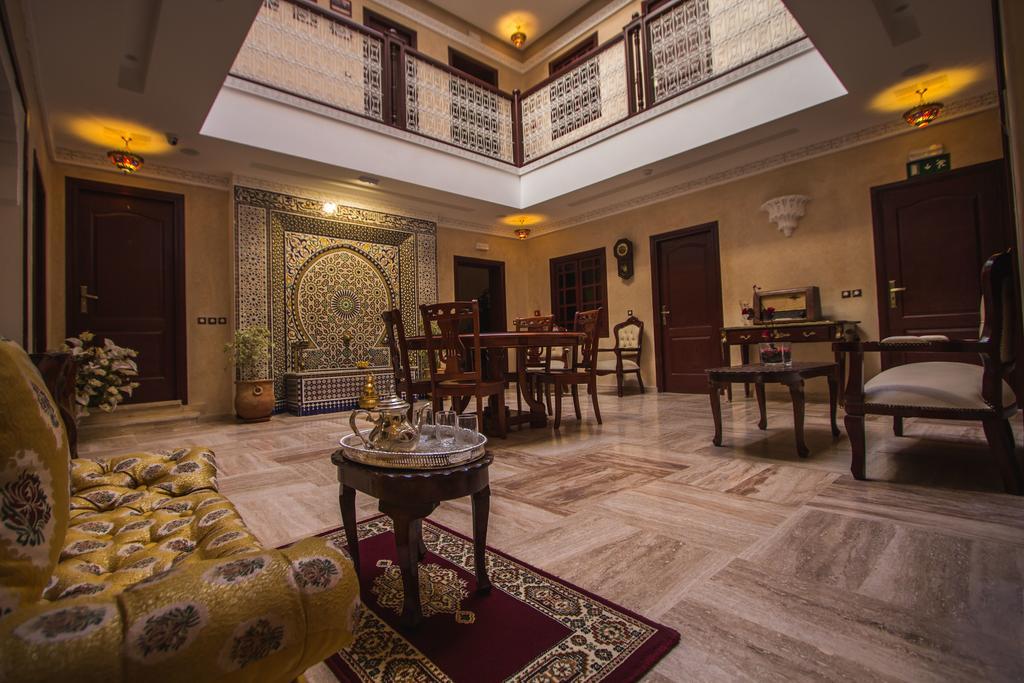 Hotel Blue Sky Fez Bagian luar foto